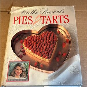 Martha Stewart Pies & Tarts - White Cover with Red Accents 1985 First Edition